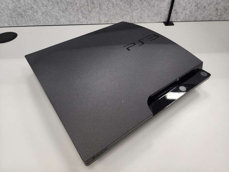 PS3 160GB Slimline Cech: 3000, HEN Installed (Mod),  10 Games, 1 Controller