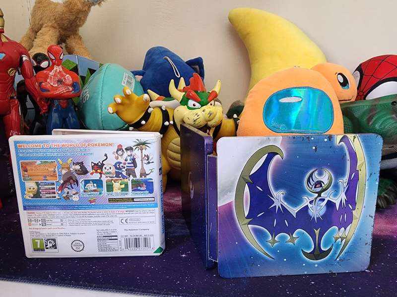 Pokémon Moon Steel Case Edition (3DS) (Pre-owned)