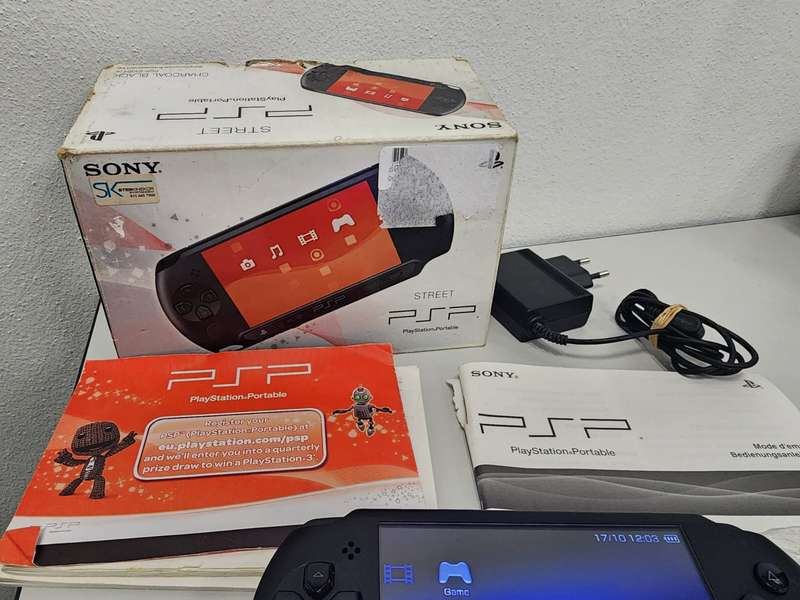 PSP Street E1004