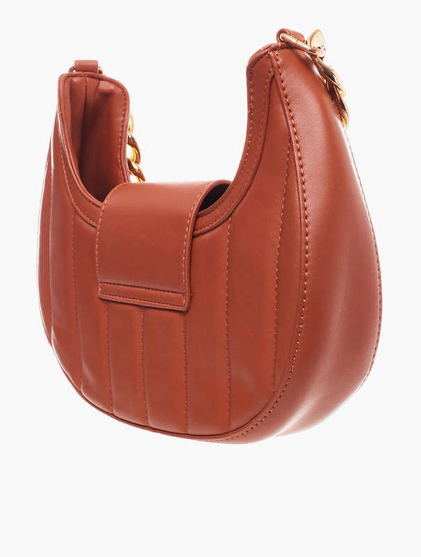 Scotty Bags & co. Saddle Tan The Glamour Baguette With Gold Chain