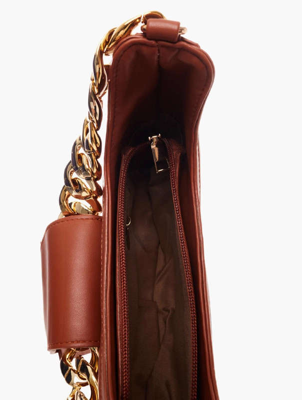 Scotty Bags & co. Saddle Tan The Glamour Baguette With Gold Chain