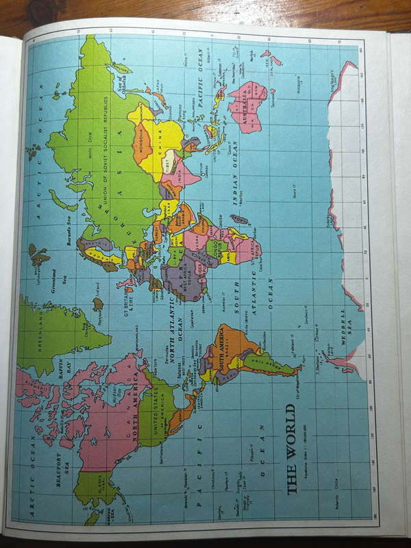 Old unused world wide stamp Album