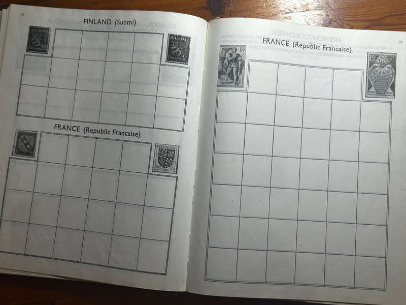Old unused world wide stamp Album