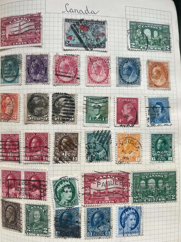 Worldwide Vintage Stamp Album   Countries Including Great Britain, Canada, Germany, France and more