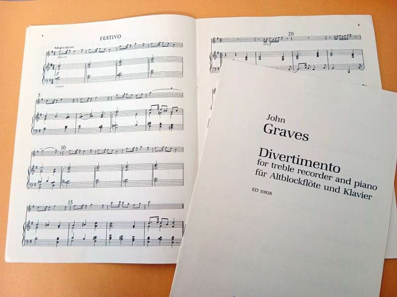 Divertimento for Treble Recorder and Piano, John Graves
