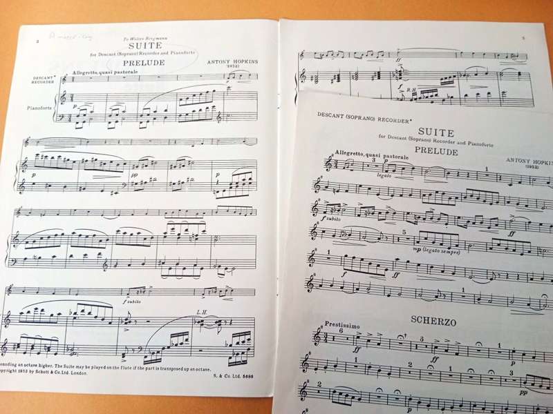 Suite for descant recorder and piano, Antony Hopkins