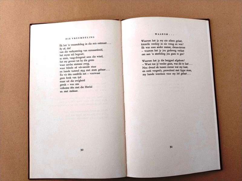 Belydenis in die Skemering, Elisabeth Eybers ['n digbundel]