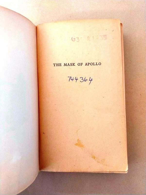 The Mask of Apollo, Mary Renault