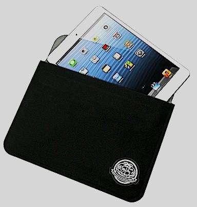 SOFT SLEEVE CASE FOR 7 INCH TABLET: BIOHAZARD REVELATIONS AKA RESIDENT EVIL UNVEILED EDITION