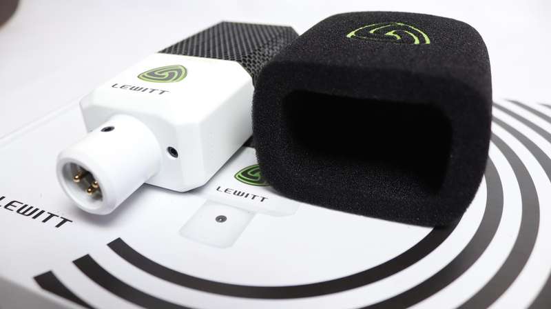 LeWitt LCT240 dynamic Microphone like new