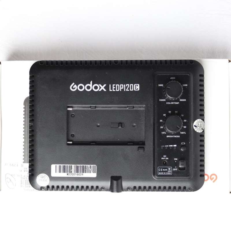 Godox LEDP120c Video Light BiColor