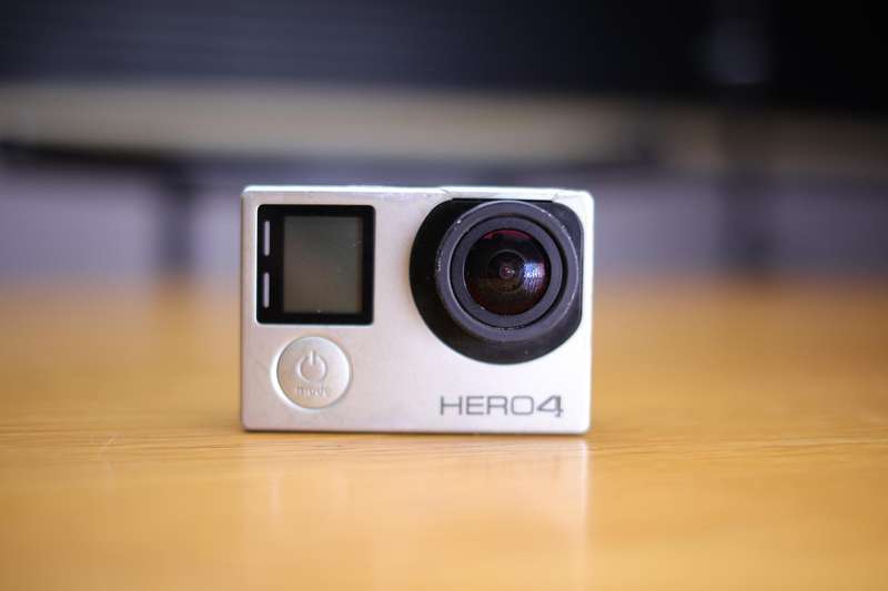 Gopro Hero 4 with 3 Batteries and charger
