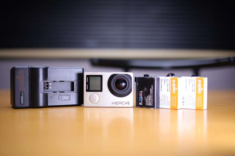 Gopro Hero 4 with 3 Batteries and charger