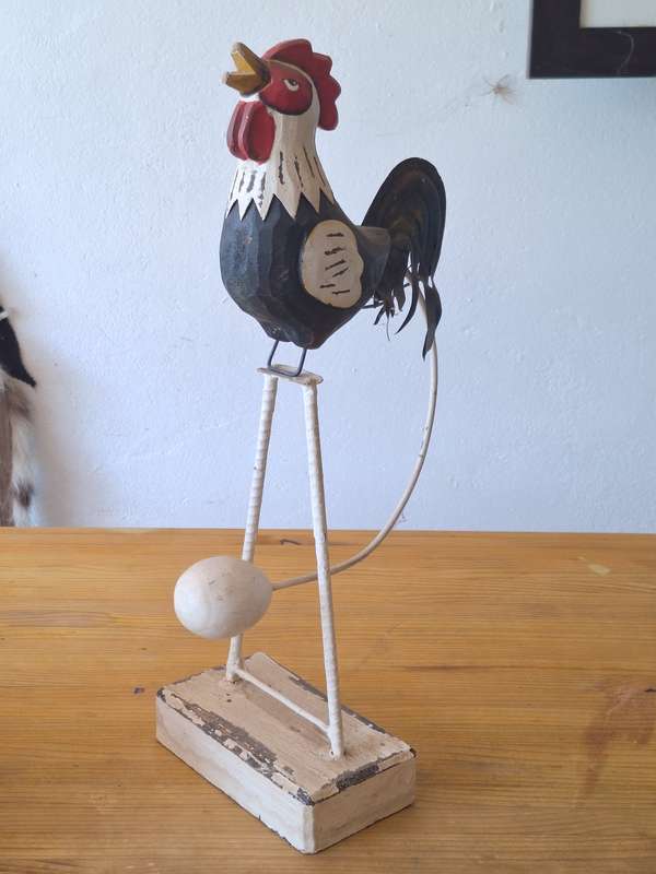 rocking chicken kitchen ornament