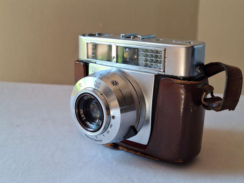 Zeiss Ikon Symbolica (display only)