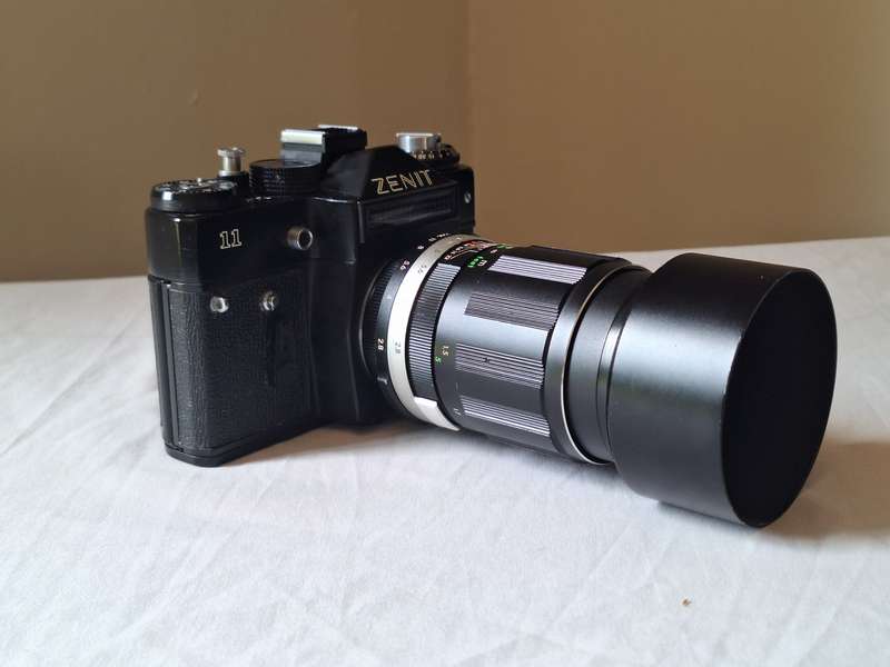Zenit ii with lens