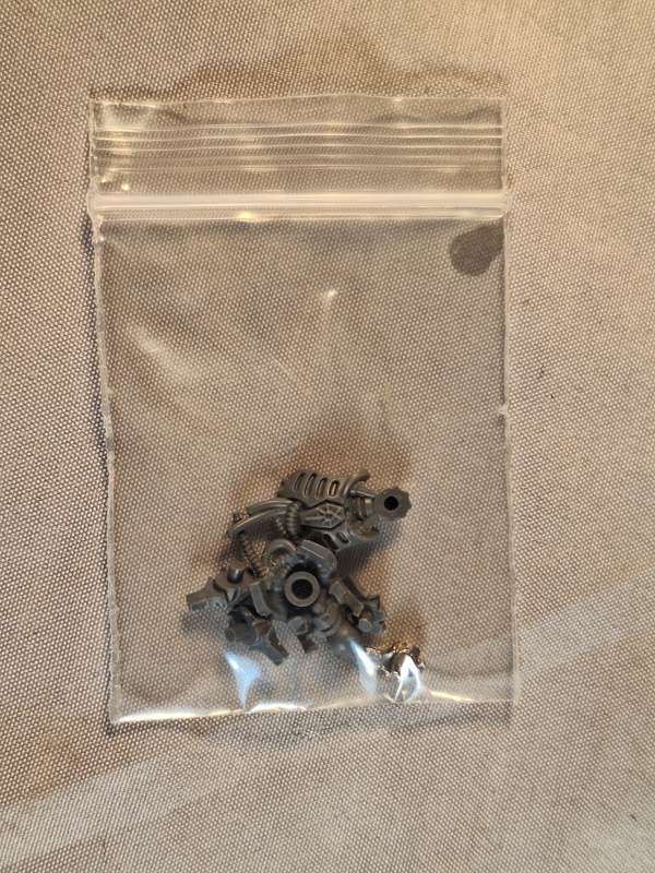 Warhammer 40,000 necrons warriors and paints set