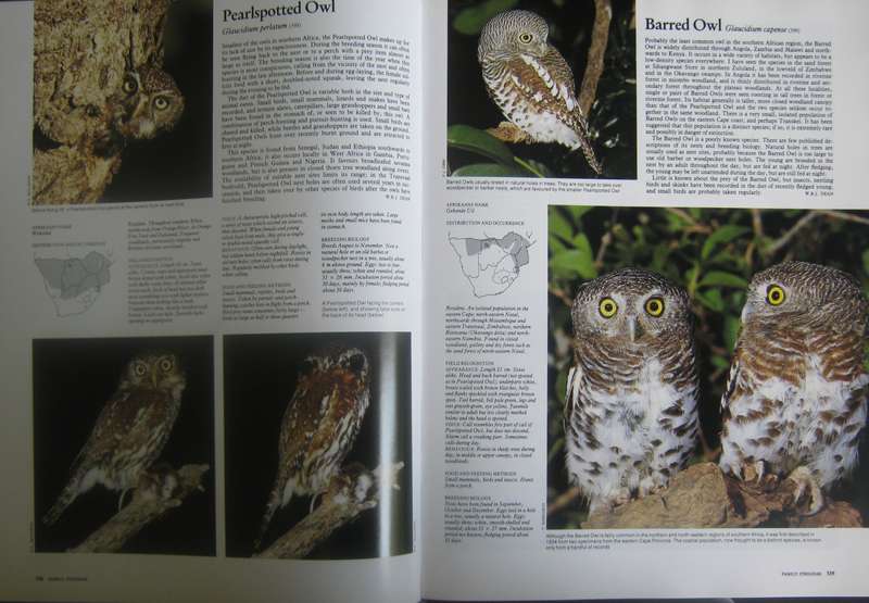 Complete Book of Southern African Birds P J Ginn |W G McIlleron | P le Milsteinn