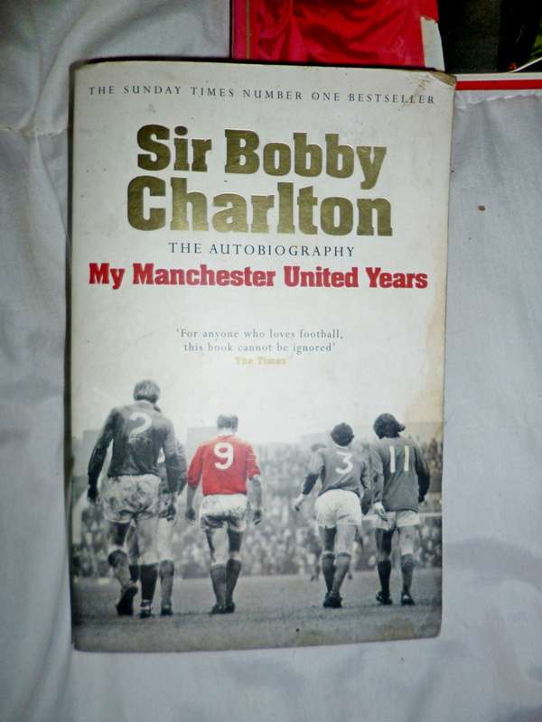Manchester 7 in one .  4 Books .Calender 2016 plus