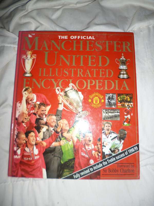 Manchester 7 in one .  4 Books .Calender 2016 plus