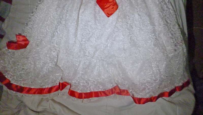 Girls Party Dress    age  7-12
