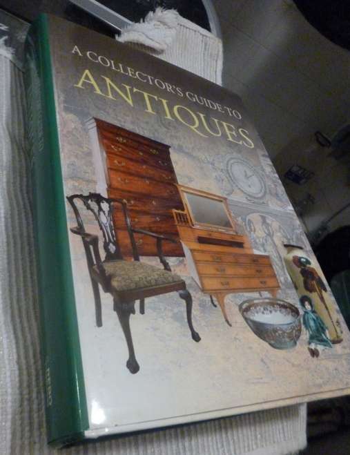 Collector's Guide to Antiques by Gwen Rigby