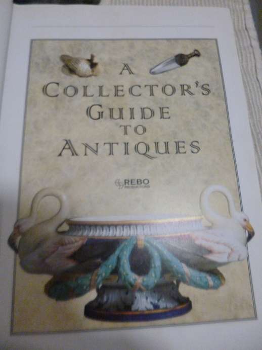 Collector's Guide to Antiques by Gwen Rigby