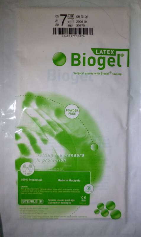 Surgical Gloves x 70