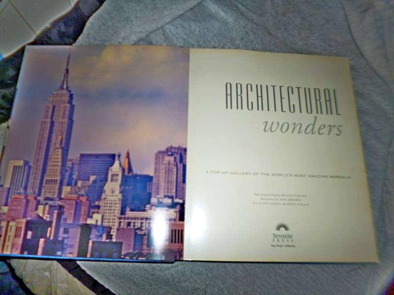 Architectural Wonders . A Pop-up Gallery of the Worlds most amazing Marvels