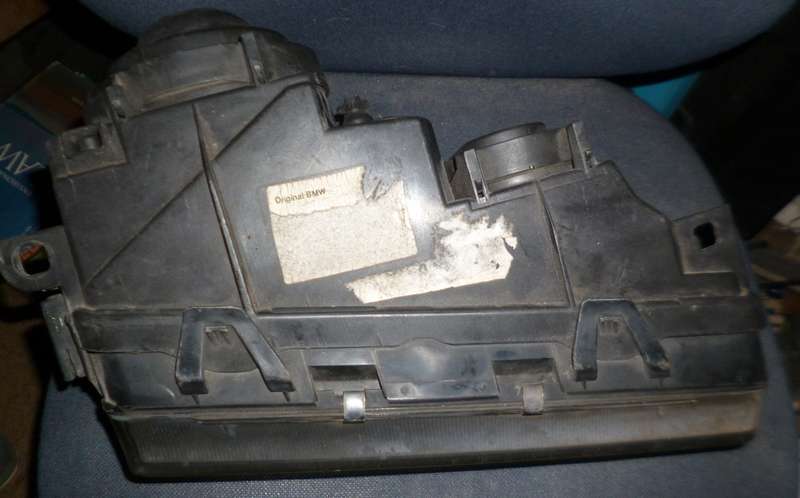BMW Front Headlight 1997  ?