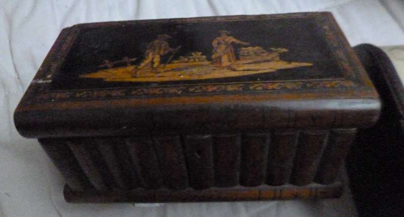 5 Vintage / Antique boxes
