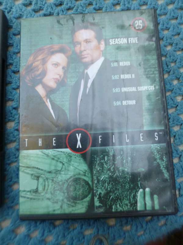 X Files Season 1.01-1.04  season 1.09-1.02   season 5.01-5.04
