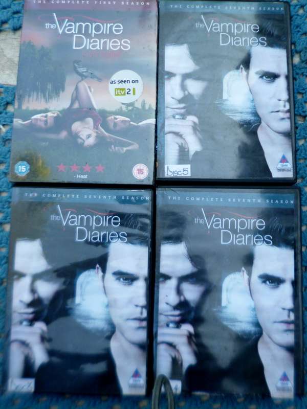 Vampire Diaries  Season 1  - Love Sucks . season 7  disks 3. 4. 5