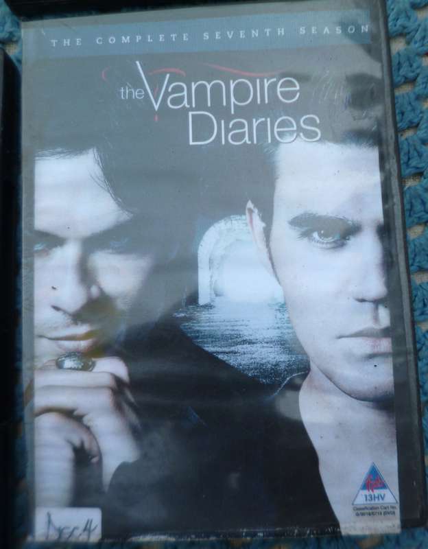 Vampire Diaries  Season 1  - Love Sucks . season 7  disks 3. 4. 5