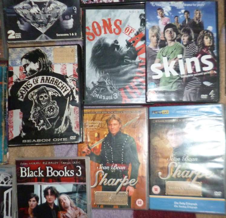 Dvds    any 6 for R100