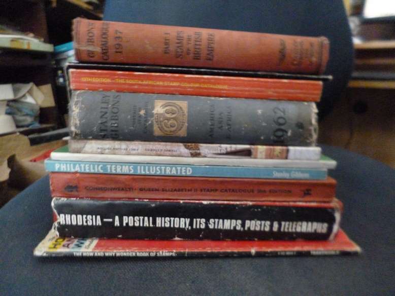 10 Old Stamp  Catalogues / Stamp books