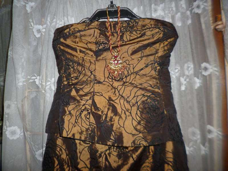 Brown 2 piece Dress with necklace