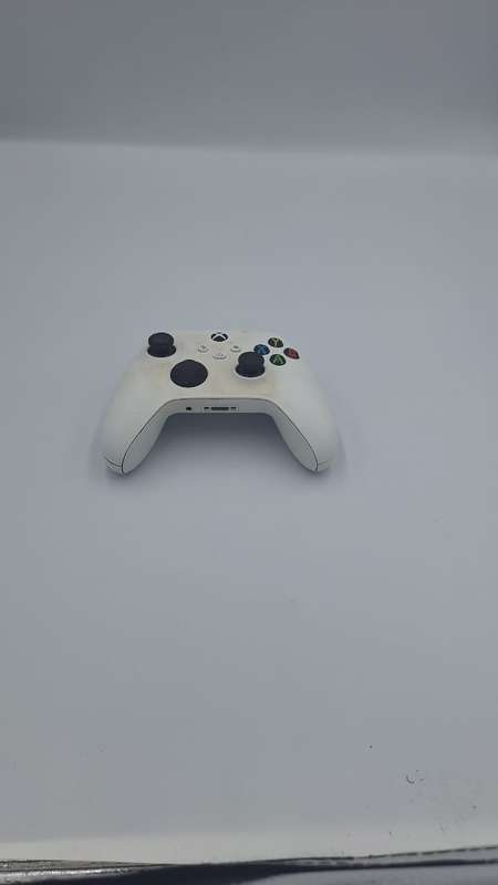 Xbox Series S 512GB White + 1 Controller + HDMI Cable + Power Cable
