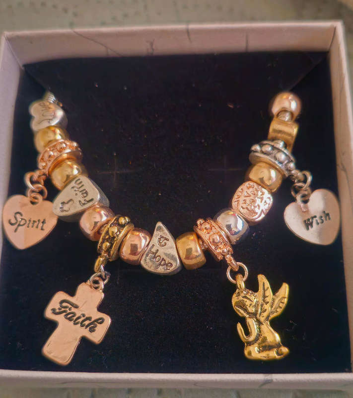 Charm bracelet