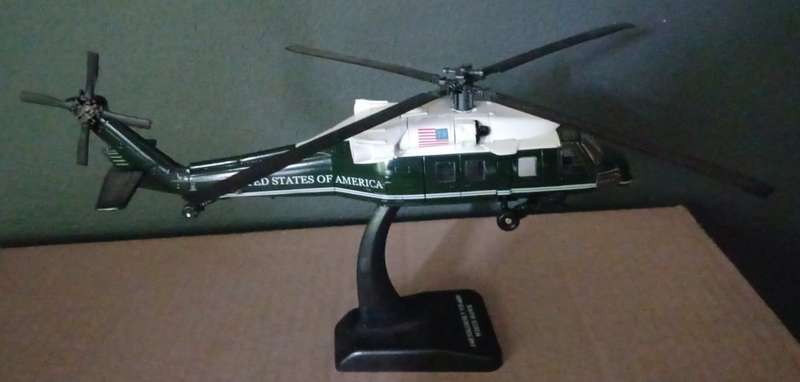 Die Cast Helicopter Marine One