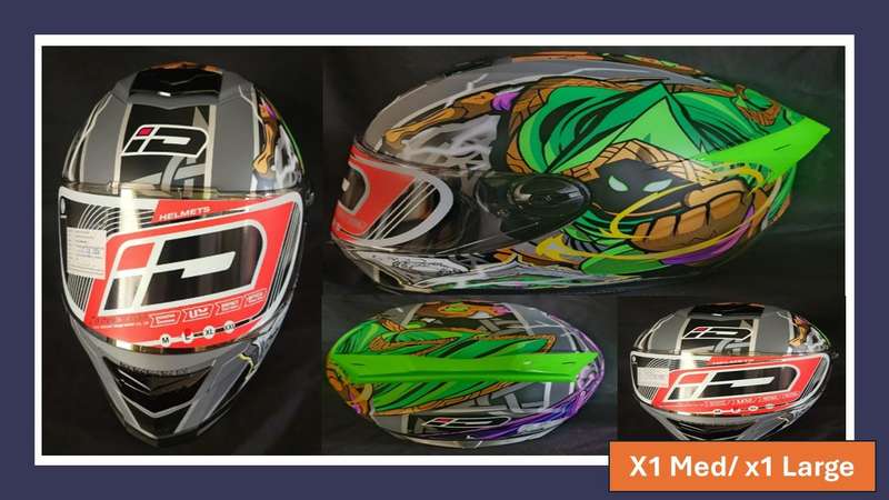 Motorcycle Helmet - Large