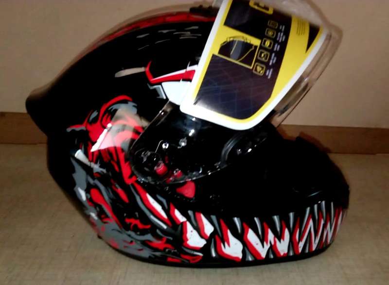Full Face Motorcycle Helmet Medium