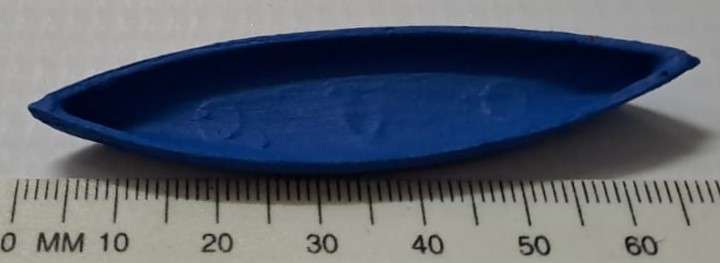 Model Trains HO 1 x River Canoe (Blue) - 68mm x 16mm x 7mm
