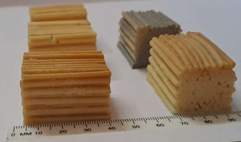 Model Trains HO 5 x Wood piles for Sawmill or flatbed (Unpainted) 5 x 35x26x22mm
