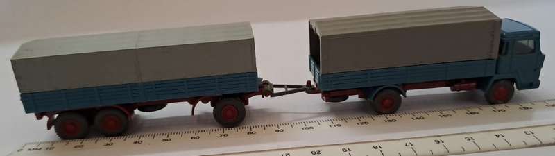 Model Trains/Cars HO 1 x Wiking Trucks & trailer (Blue).
