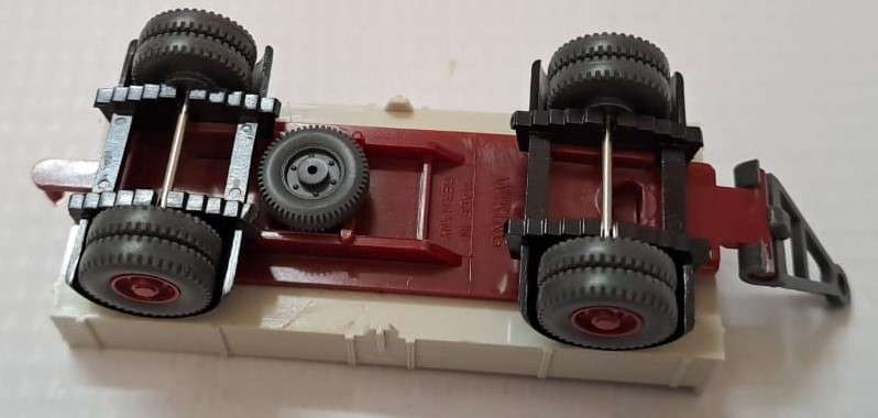 Model Trains/Cars HO 1 x Wiking Trailer (White & Orange).