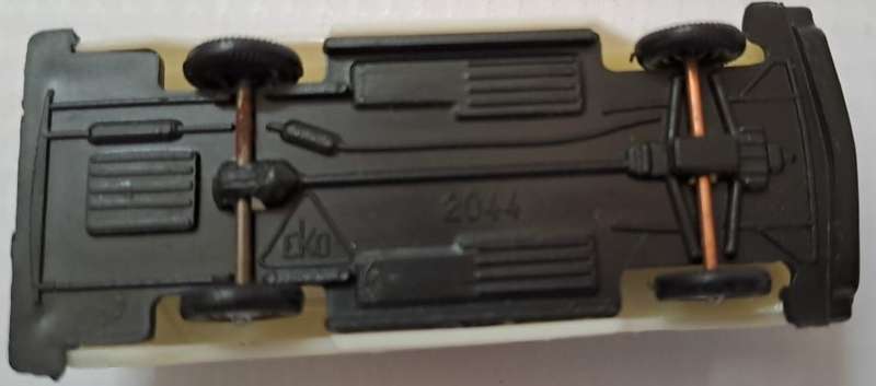 Model Trains/Cars HO/OO 1 x Eko car no.2044 (white).