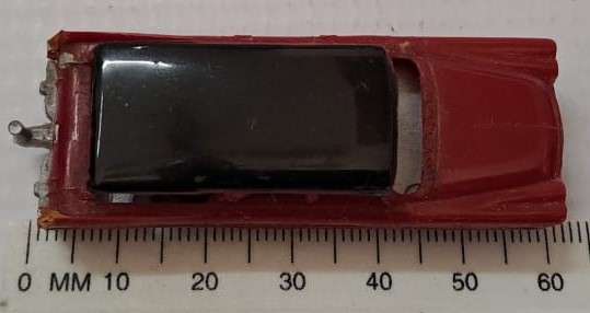 Model Trains/Cars HO/OO 1 x Eko car station wagon (red).