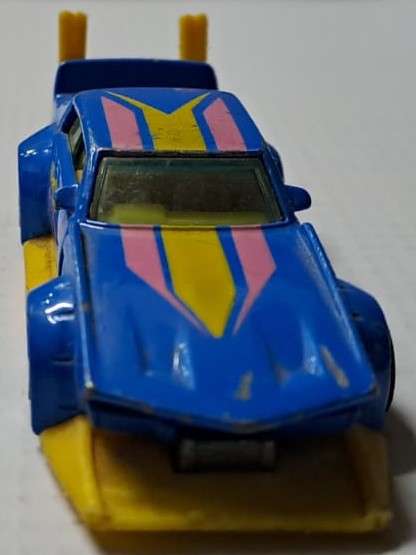 Hotweels Diecast Model Car 1186 MJ, I, NL Mattel 2011 Mad Manga 1/64 scale