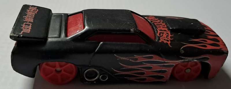 Maisto Diecast Model Car Slyer 1/64 scale